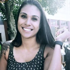 Meet your Posher, Crystal